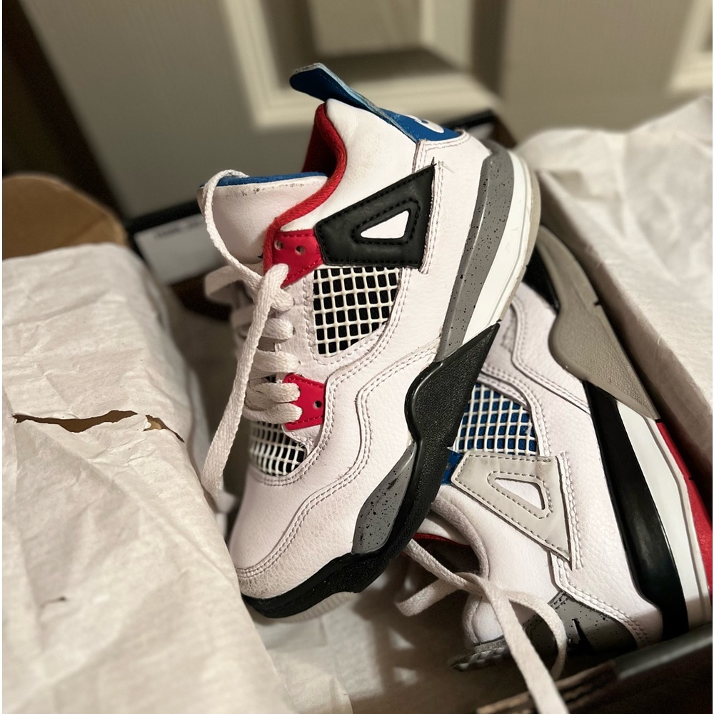 Retro Jordan 4
